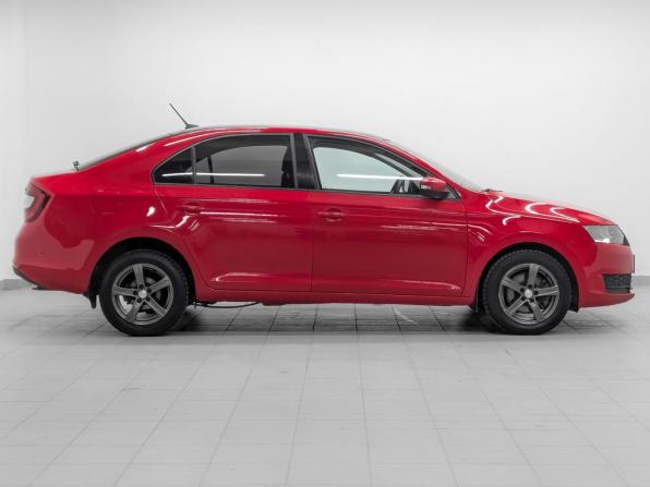 Skoda Rapid I Рестайлинг с пробегом 2019 года, цена 965 000 рублей, 178753 км, лифтбек, Автокод Объявления