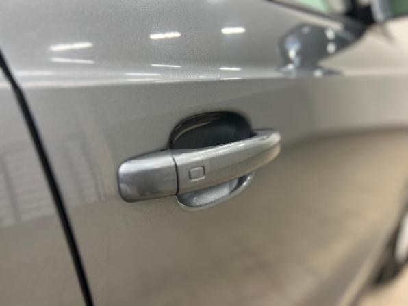 Audi Q3 I (8U) Рестайлинг с пробегом 2015 года, цена 1 799 000 рублей, 225000 км, внедорожник, Автокод Объявления