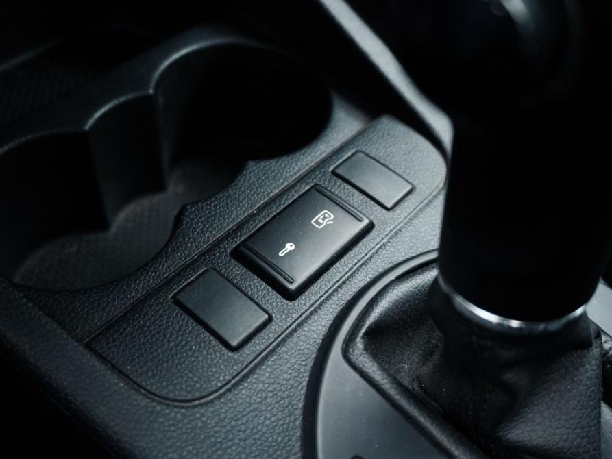Skoda Fabia II Рестайлинг Ростов-на-Дону  - изображение 17