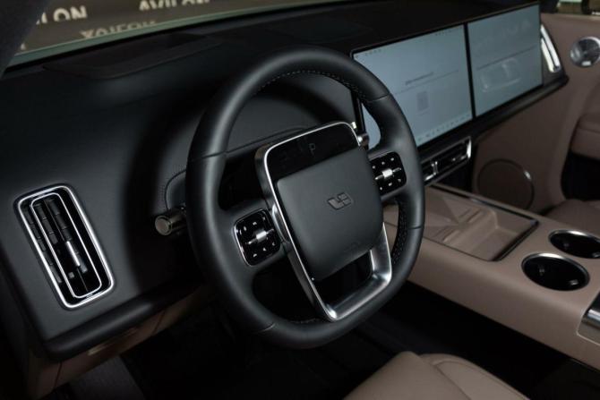 Новый Li Auto (Lixiang) L9 I Рестайлинг 2025 года, цена 11 600 000 рублей, внедорожник, Автокод Объявления