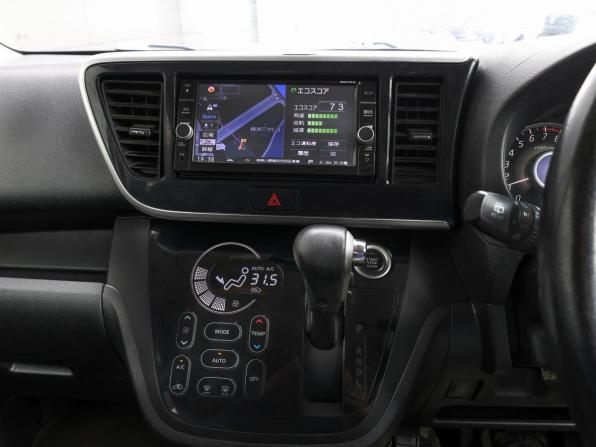 Nissan Dayz Roox I Рестайлинг с пробегом 2018 года, цена 829 000 рублей, 161925 км, хэтчбек, Автокод Объявления