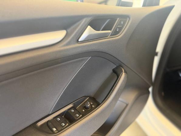 Audi A3 III (8V) с пробегом 2015 года, цена 1 380 000 рублей, 214439 км, седан, Автокод Объявления