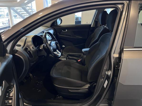 Kia Sportage III с пробегом 2012 года, цена 1 295 000 рублей, 145664 км, внедорожник, Автокод Объявления