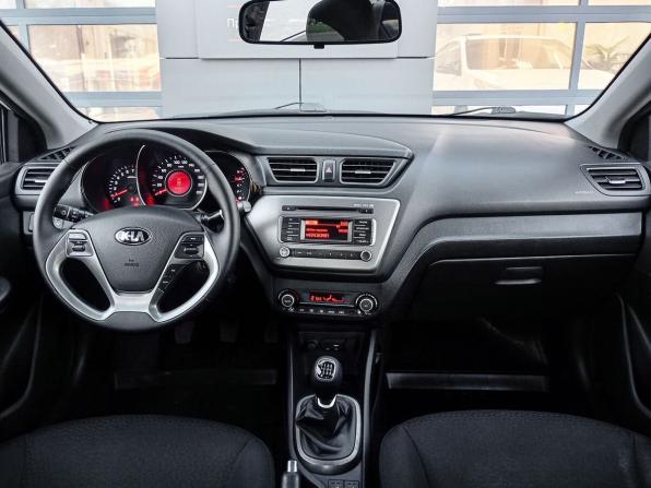 Kia Rio III Рестайлинг с пробегом 2016 года, цена 974 762 рубля, 134925 км, седан, Автокод Объявления