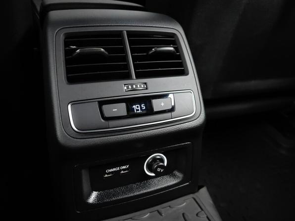 Audi A4 V (B9) с пробегом 2019 года, цена 2 599 000 рублей, 74939 км, седан, Автокод Объявления