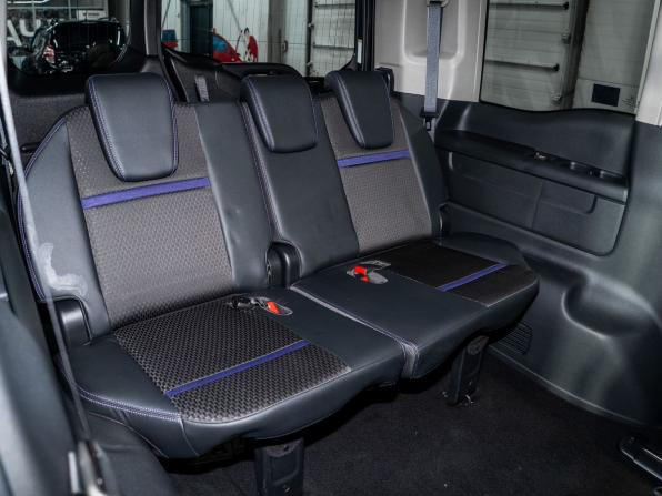 Honda Stepwgn V Рестайлинг с пробегом 2019 года, цена 2 270 000 рублей, 68600 км, минивэн, Автокод Объявления