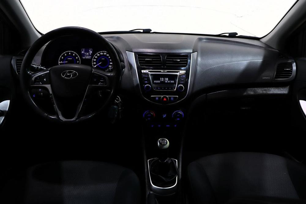 Hyundai Solaris I Рестайлинг Сургут  - изображение 11