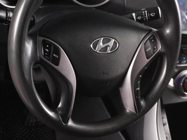Hyundai Elantra V (MD) с пробегом 2013 года, цена 899 000 рублей, 222197 км, седан, Автокод Объявления