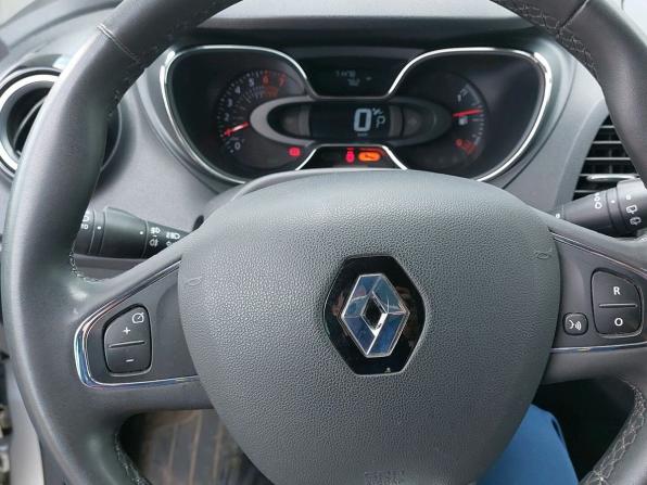 Renault Kaptur I с пробегом 2018 года, цена 1 050 000 рублей, 71478 км, внедорожник, Автокод Объявления