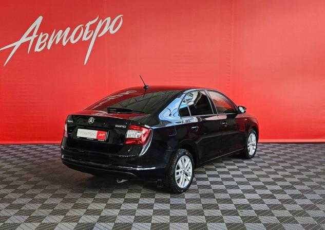 Skoda Rapid I Рестайлинг с пробегом 2019 года, цена 1 085 000 рублей, 226923 км, лифтбек, Автокод Объявления