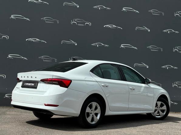 Skoda Octavia IV (A8) с пробегом 2021 года, цена 2 010 200 рублей, 105763 км, лифтбек, Автокод Объявления
