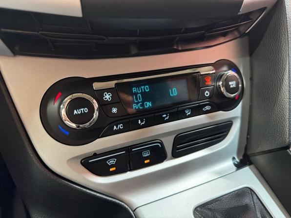 Ford Focus III с пробегом 2013 года, цена 830 000 рублей, 157087 км, хэтчбек, Автокод Объявления