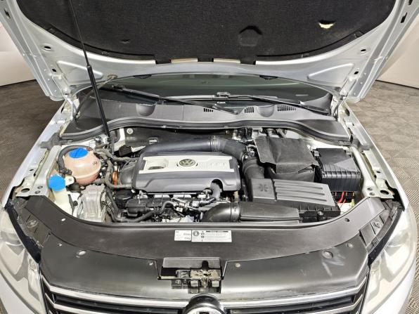 Volkswagen Passat B7 с пробегом 2011 года, цена 895 000 рублей, 205932 км, седан, Автокод Объявления