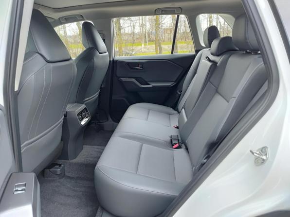 Toyota RAV4 VI (XA60) с пробегом 2025 года, цена 4 285 000 рублей, 68 км, внедорожник, Автокод Объявления