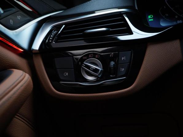 BMW 5 серии VII (G30/G31/G38) Рестайлинг с пробегом 2021 года, цена 4 558 888 рублей, 30100 км, седан, Автокод Объявления