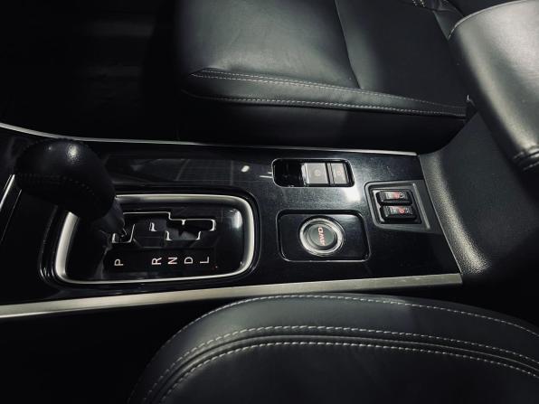 Mitsubishi Outlander III Рестайлинг 3 с пробегом 2019 года, цена 2 050 000 рублей, 155000 км, внедорожник, Автокод Объявления