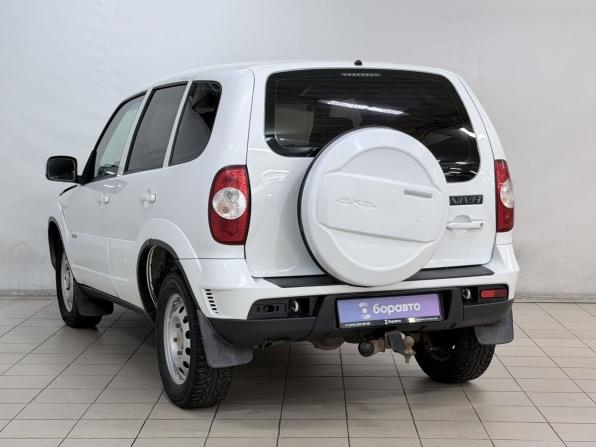 Chevrolet Niva I Рестайлинг с пробегом 2018 года, цена 650 000 рублей, 142226 км, внедорожник, Автокод Объявления
