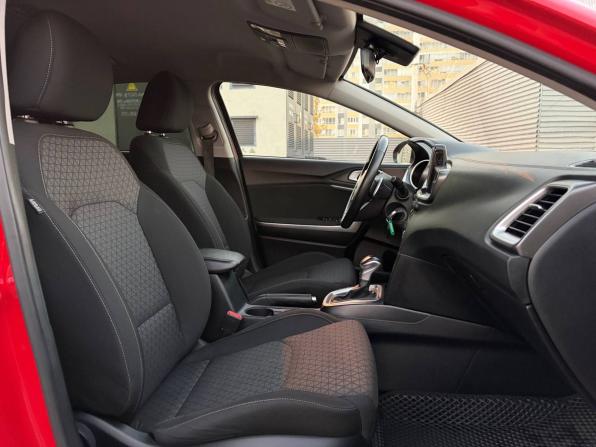 Kia Ceed III с пробегом 2018 года, цена 1 365 000 рублей, 163000 км, хэтчбек, Автокод Объявления