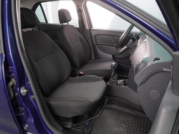 Renault Logan II с пробегом 2014 года, цена 899 000 рублей, 21173 км, седан, Автокод Объявления