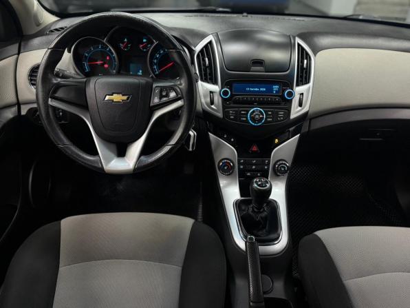 Chevrolet Cruze I Рестайлинг с пробегом 2014 года, цена 699 000 рублей, 205000 км, седан, Автокод Объявления