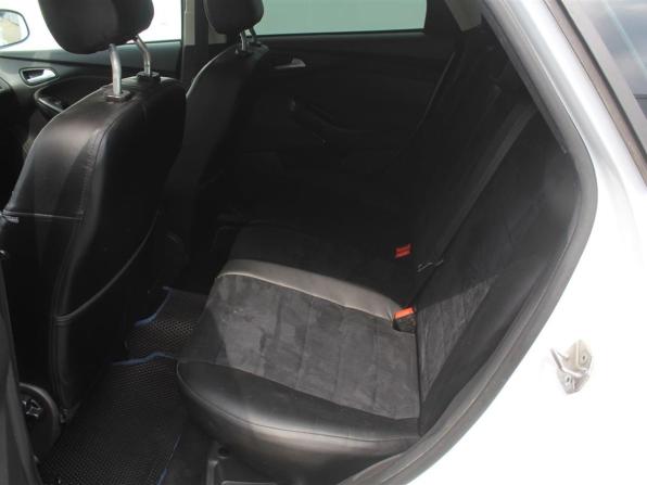 Ford Focus III Рестайлинг с пробегом 2017 года, цена 1 195 000 рублей, 97809 км, хэтчбек, Автокод Объявления