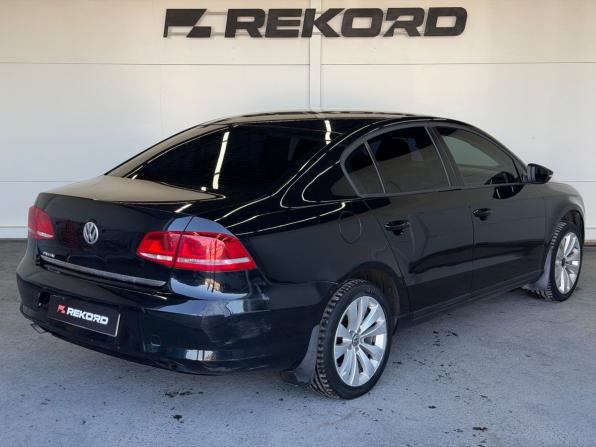 Volkswagen Passat B7 с пробегом 2011 года, цена 679 000 рублей, 252450 км, седан, Автокод Объявления