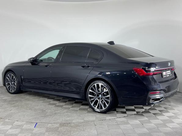 BMW 7 серии VI (G11/G12) Рестайлинг с пробегом 2022 года, цена 6 400 000 рублей, 144309 км, седан, Автокод Объявления