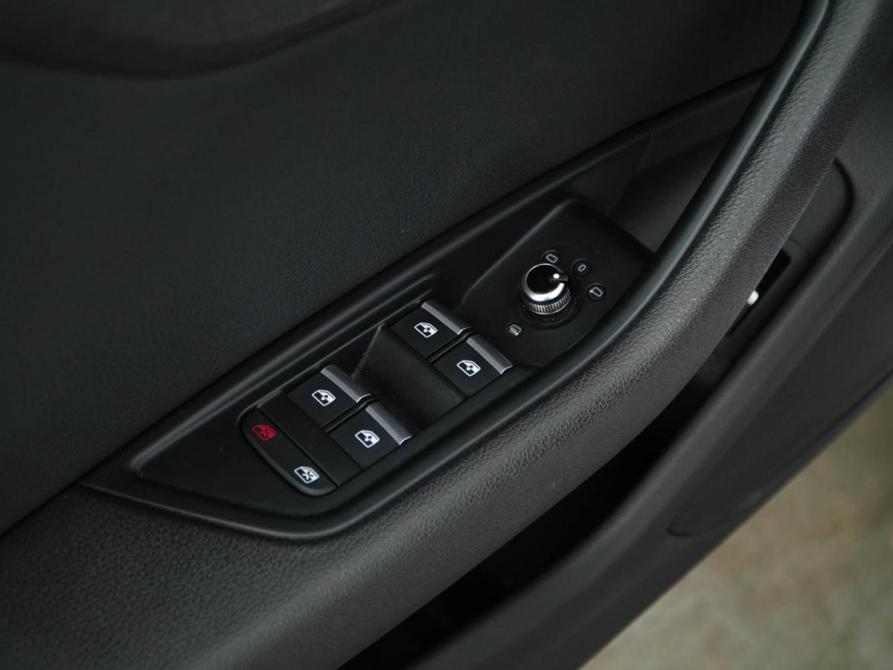 Audi A4 V (B9) Москва  - изображение 17