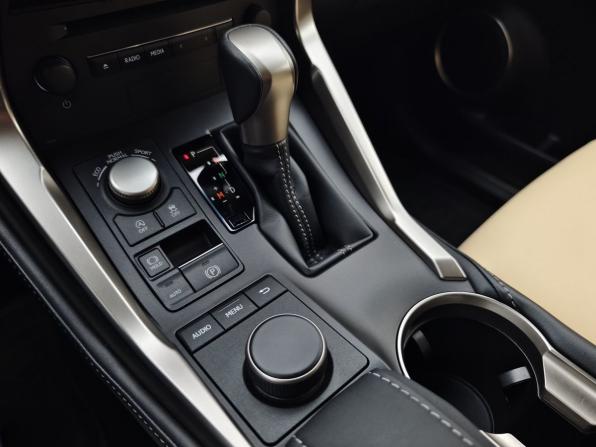 Lexus NX I с пробегом 2017 года, цена 3 150 000 рублей, 19647 км, внедорожник, Автокод Объявления