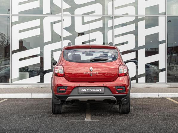 Renault Sandero II Рестайлинг с пробегом 2020 года, цена 1 322 500 рублей, 49725 км, хэтчбек, Автокод Объявления