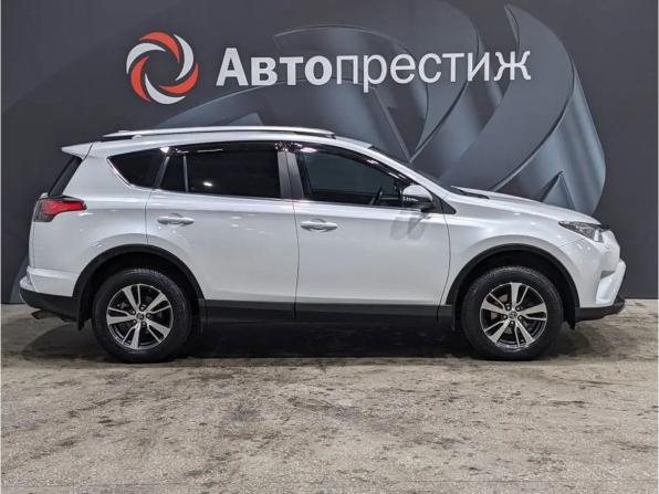 Toyota RAV4 IV (XA40) Рестайлинг с пробегом 2019 года, цена 2 920 000 рублей, 117000 км, внедорожник, Автокод Объявления