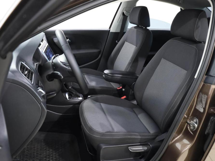 Volkswagen Polo V Рестайлинг Ростов-на-Дону  - изображение 10