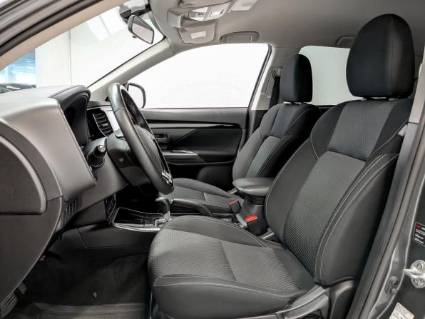 Mitsubishi Outlander III Рестайлинг 3 с пробегом 2020 года, цена 2 300 000 рублей, 92167 км, внедорожник, Автокод Объявления