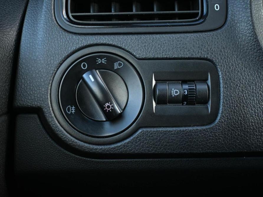 Volkswagen Polo V Рестайлинг Новороссийск  - изображение 17