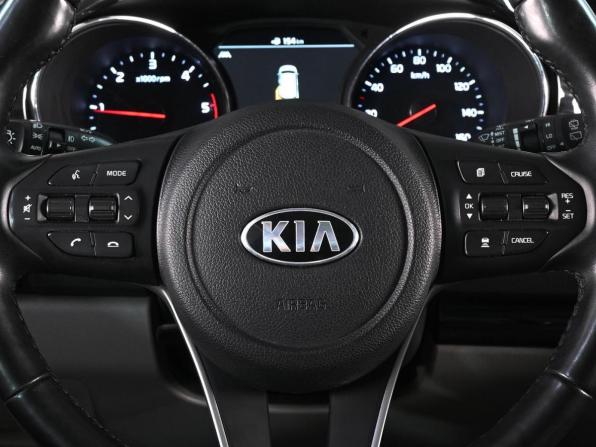 Kia Carnival III с пробегом 2020 года, цена 3 549 000 рублей, 55768 км, минивэн, Автокод Объявления