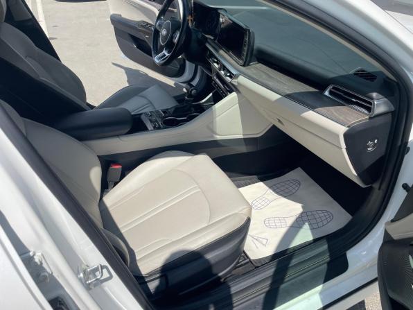 Kia K5 III с пробегом 2021 года, цена 2 490 000 рублей, 98076 км, седан, Автокод Объявления