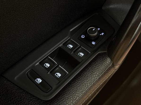 Volkswagen Tiguan II с пробегом 2019 года, цена 2 222 000 рублей, 169854 км, внедорожник, Автокод Объявления