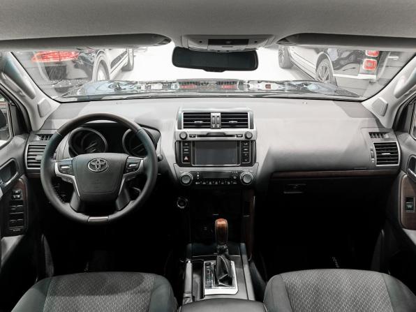Toyota Land Cruiser Prado 150 Series Рестайлинг 1 с пробегом 2015 года, цена 3 090 000 рублей, 233000 км, внедорожник, Автокод Объявления