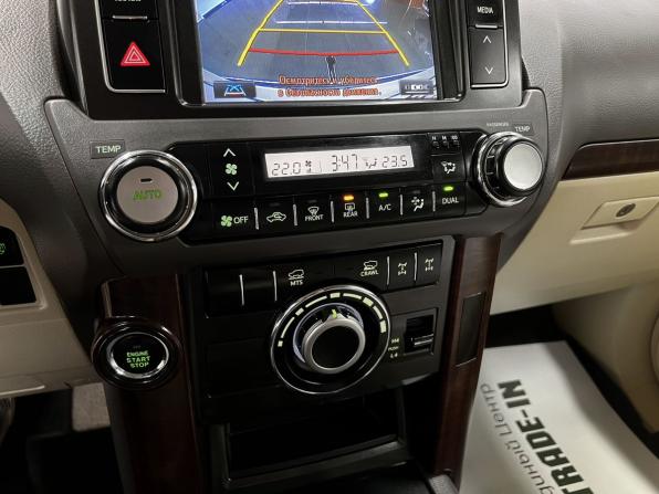 Toyota Land Cruiser Prado 150 Series Рестайлинг 1 с пробегом 2013 года, цена 3 650 000 рублей, 184036 км, внедорожник, Автокод Объявления