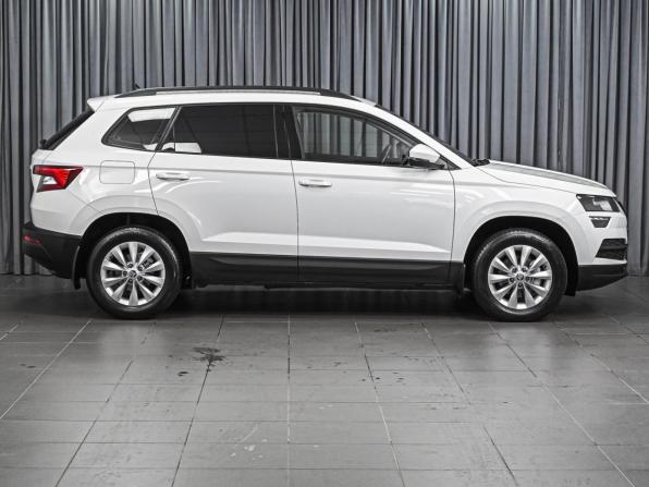 Skoda Karoq I с пробегом 2020 года, цена 2 342 000 рублей, 81789 км, внедорожник, Автокод Объявления