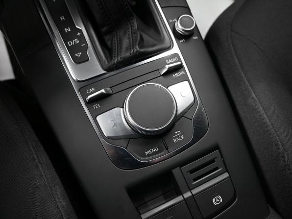 Audi A3 III (8V) Рестайлинг с пробегом 2019 года, цена 2 295 000 рублей, 63762 км, седан, Автокод Объявления