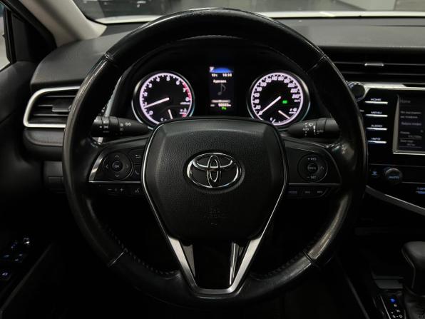 Toyota Camry VIII (XV70) с пробегом 2020 года, цена 3 050 000 рублей, 98682 км, седан, Автокод Объявления