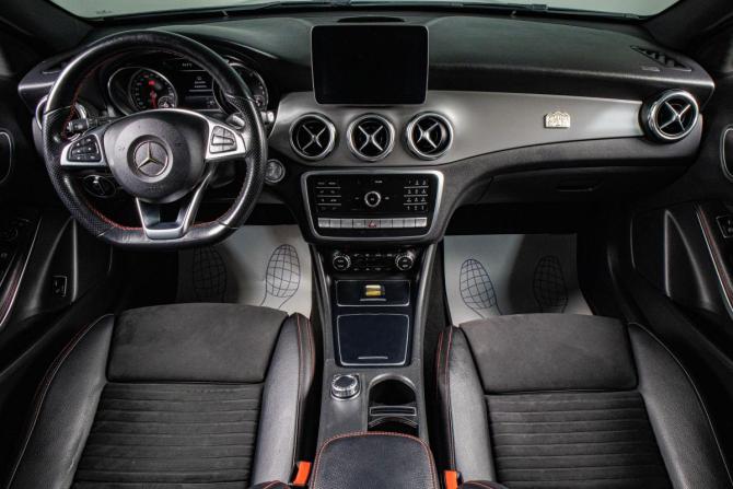 Mercedes-Benz GLA I (X156) с пробегом 2018 года, цена 2 959 000 рублей, 97000 км, внедорожник, Автокод Объявления