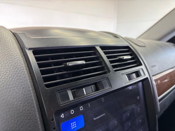 Volkswagen Touareg I Рестайлинг с пробегом 2007 года, цена 1 039 000 рублей, 295524 км, внедорожник, Автокод Объявления