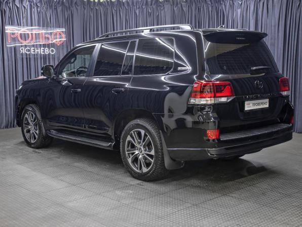 Toyota Land Cruiser 200 Series Рестайлинг 2 с пробегом 2020 года, цена 10 149 000 рублей, 60757 км, внедорожник, Автокод Объявления