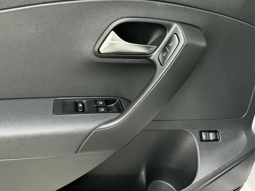 Volkswagen Polo V Рестайлинг Набережные Челны  - изображение 6