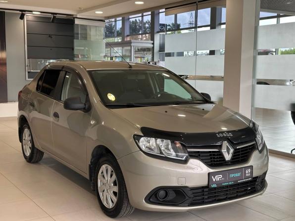 Renault Logan II с пробегом 2014 года, цена 817 000 рублей, 102558 км, седан, Автокод Объявления