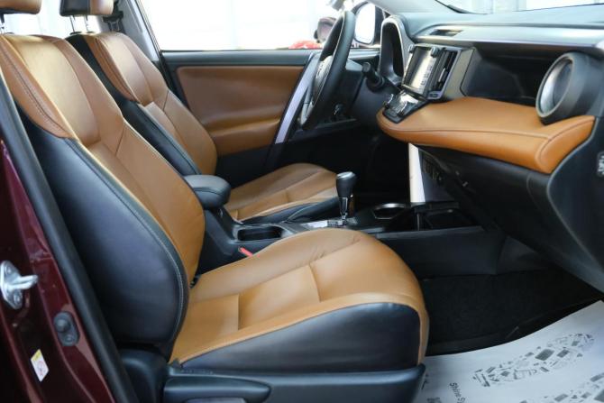 Toyota RAV4 IV (XA40) Рестайлинг с пробегом 2018 года, цена 2 619 000 рублей, 51000 км, внедорожник, Автокод Объявления