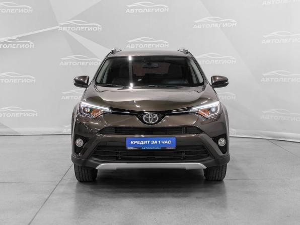 Toyota RAV4 IV (XA40) Рестайлинг с пробегом 2018 года, цена 2 650 000 рублей, 116702 км, внедорожник, Автокод Объявления