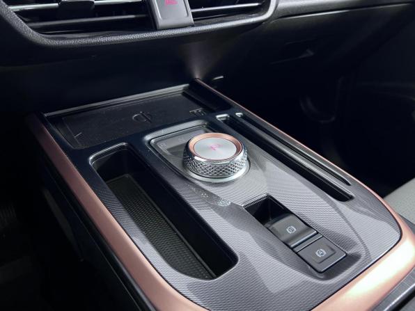 Haval Jolion I Рестайлинг с пробегом 2024 года, цена 2 230 000 рублей, 23509 км, внедорожник, Автокод Объявления